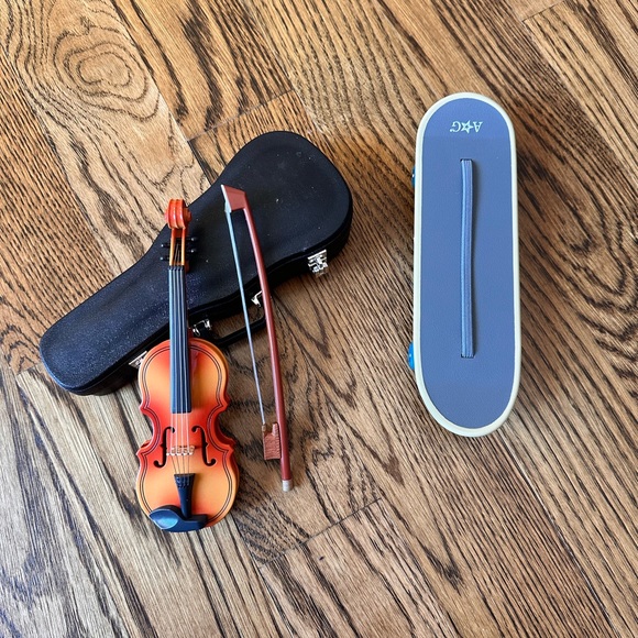 American Girl doll clothing and accessories - Picture 7 of 7